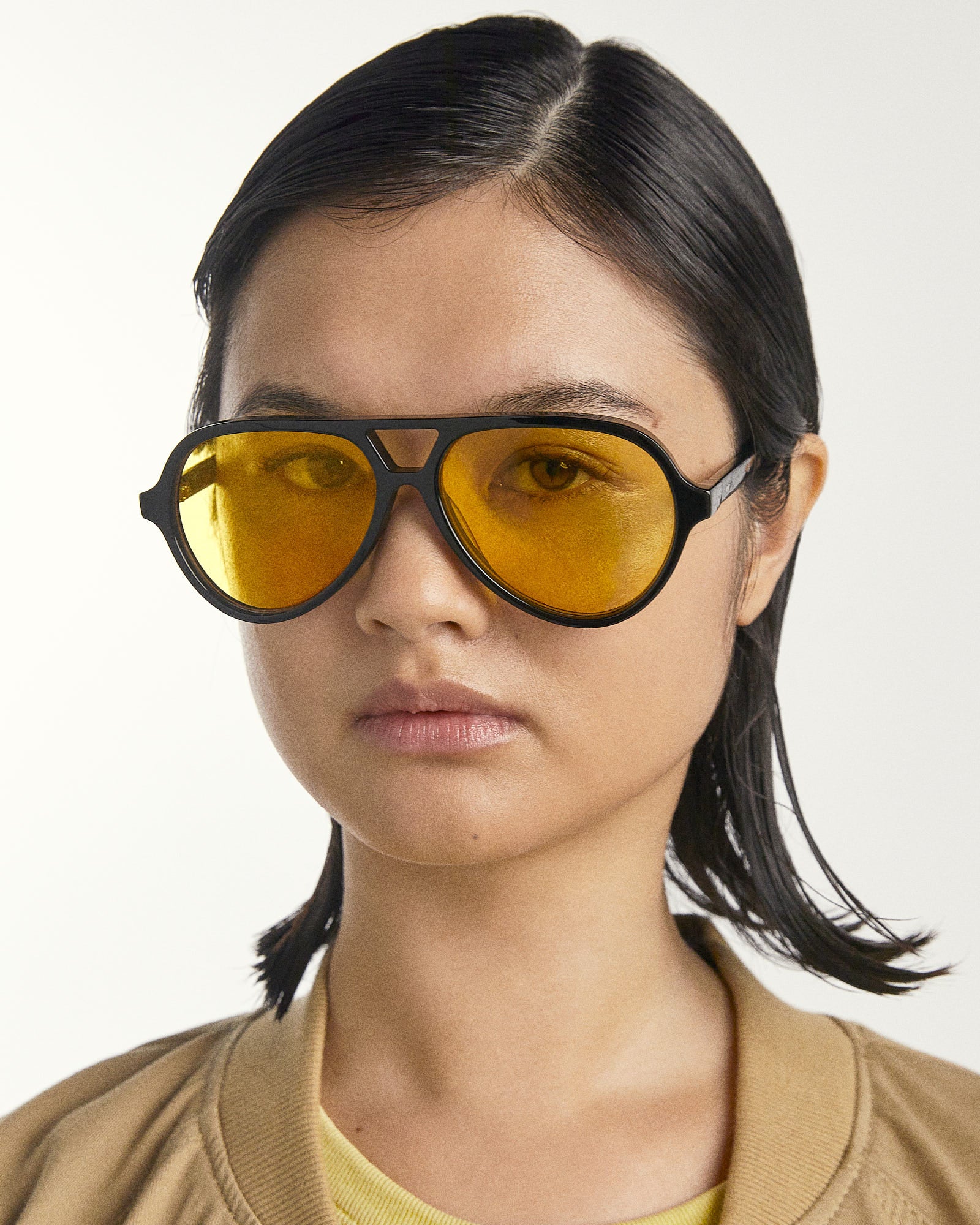 GH01 | BLACK YELLOW