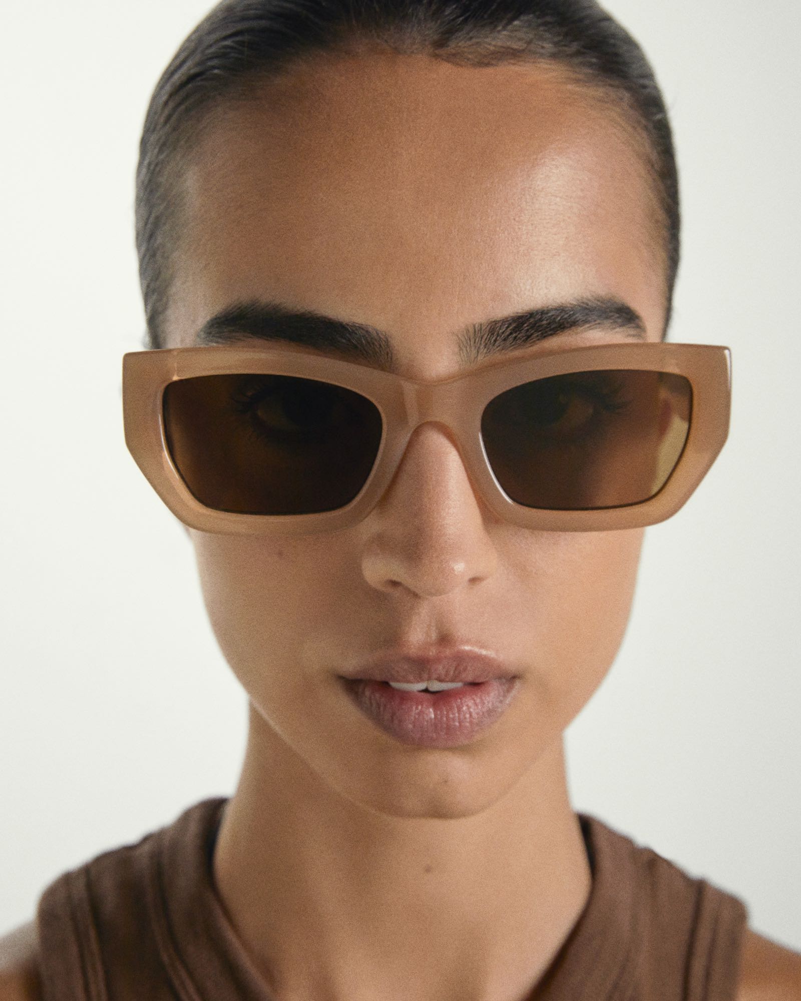 VCE | CAMEL BROWN