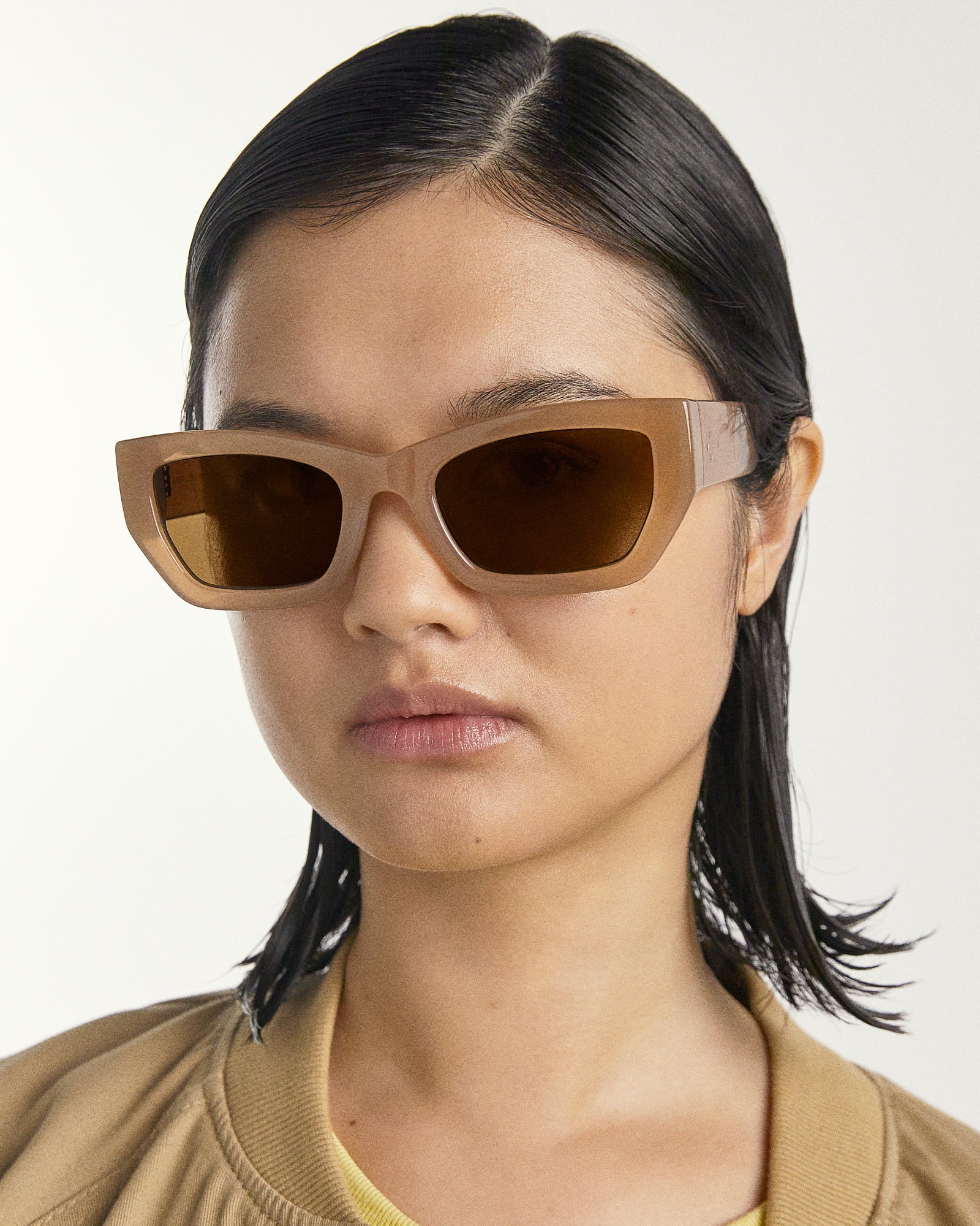 VCE | CAMEL BROWN